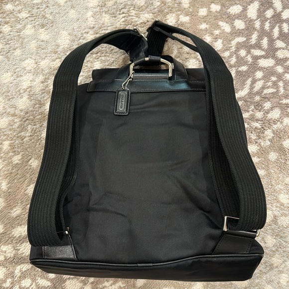 Authentic Coach Mercer Safari Backpack.  Great condition. - Picture 2 of 5